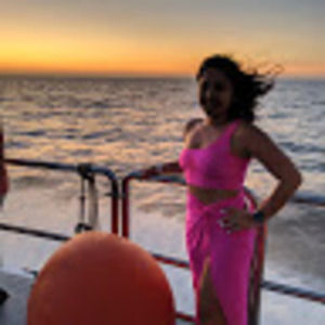 Meet your Posher, Nury